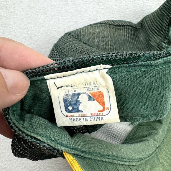 Vintage Oakland Athletics A's Hat One Size Adjustable Green Yellow Mesh Baseball - Picture 3 of 9